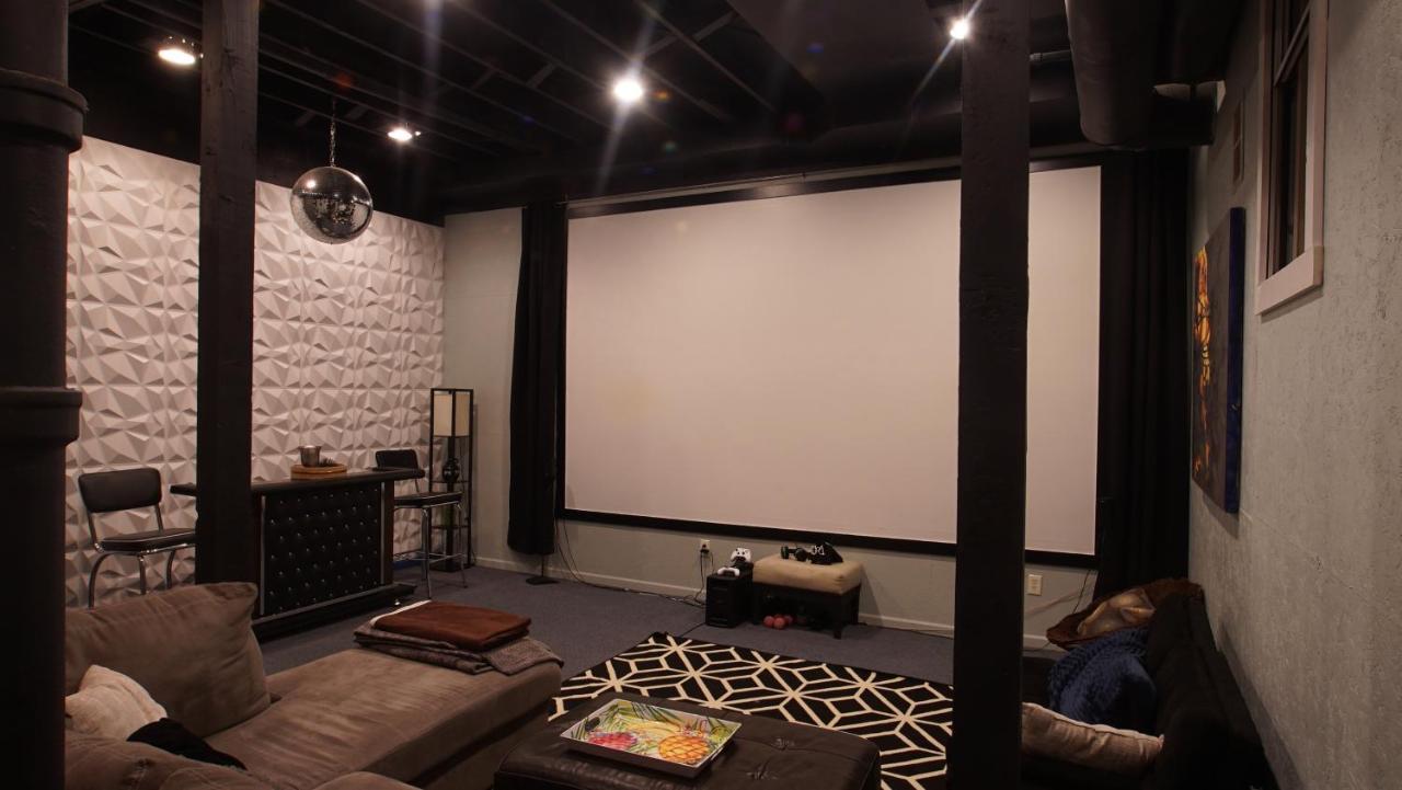 160Inch Home Movie Theater- Great For Movie Night! Omaha Exterior foto